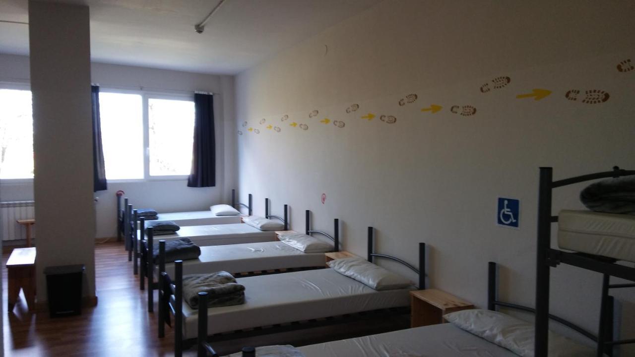 Alma Del Camino - Rooms & Albergue Sarria Exterior photo