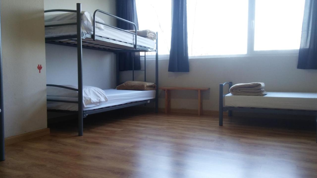 Alma Del Camino - Rooms & Albergue Sarria Exterior photo
