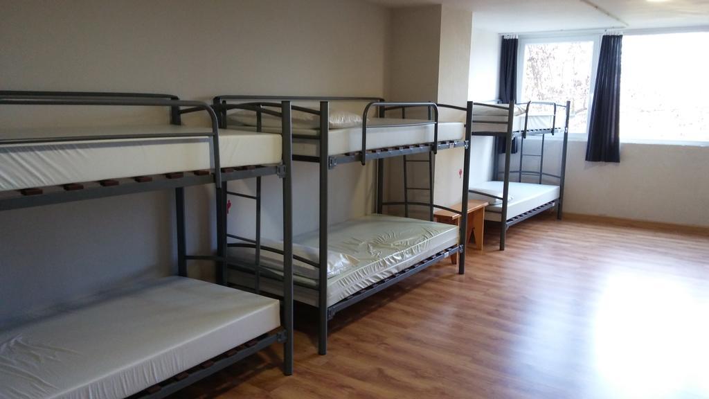 Alma Del Camino - Rooms & Albergue Sarria Exterior photo